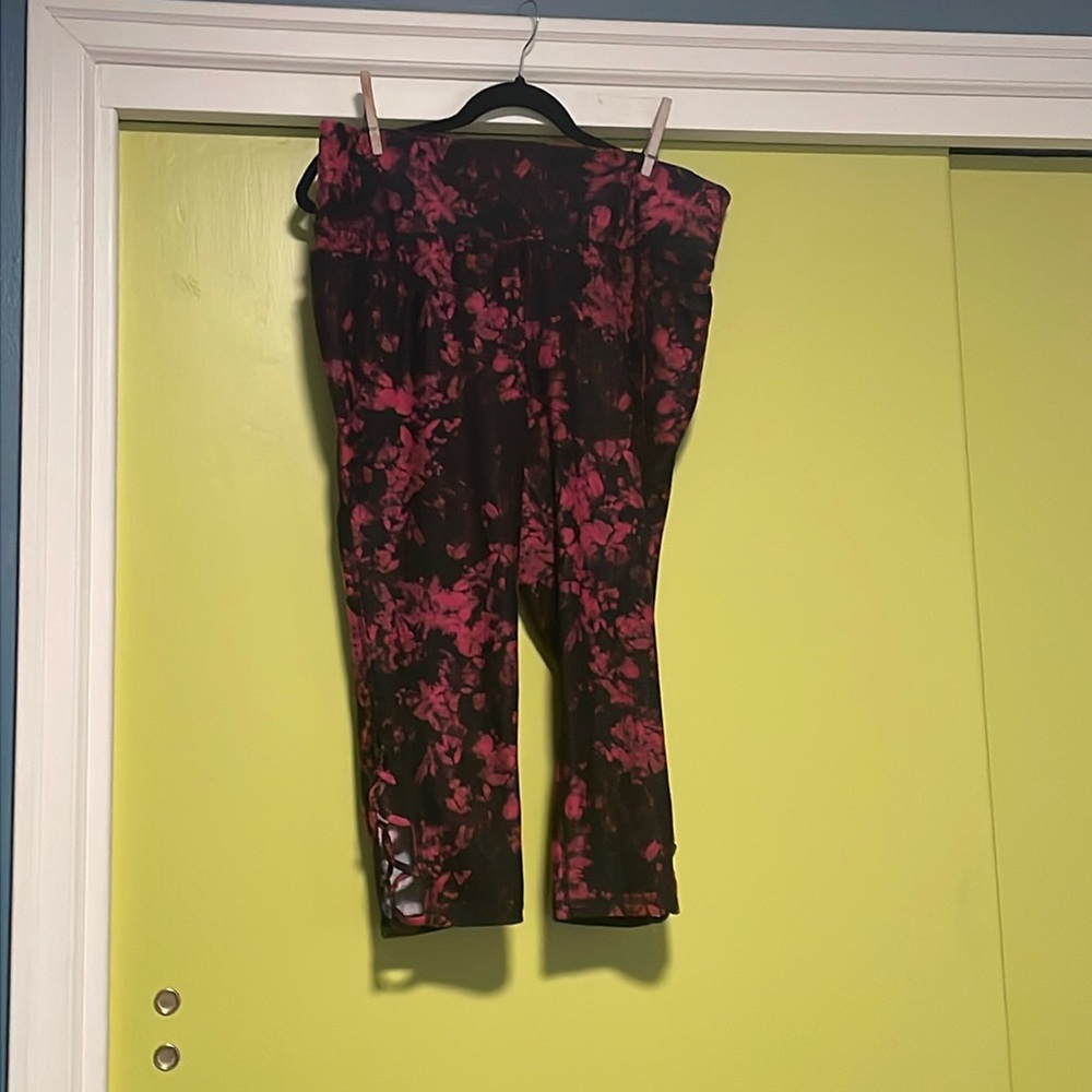 Livi by Lane Bryant tie-dye workout tights